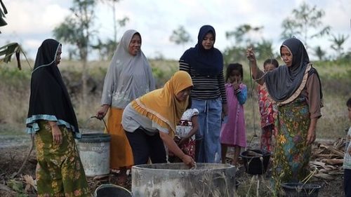 Mujeres trabajando